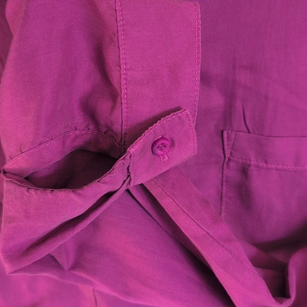 Bella Dahl Fuchsia Button-Down Blouse Size M NWT - Picture 5 of 8